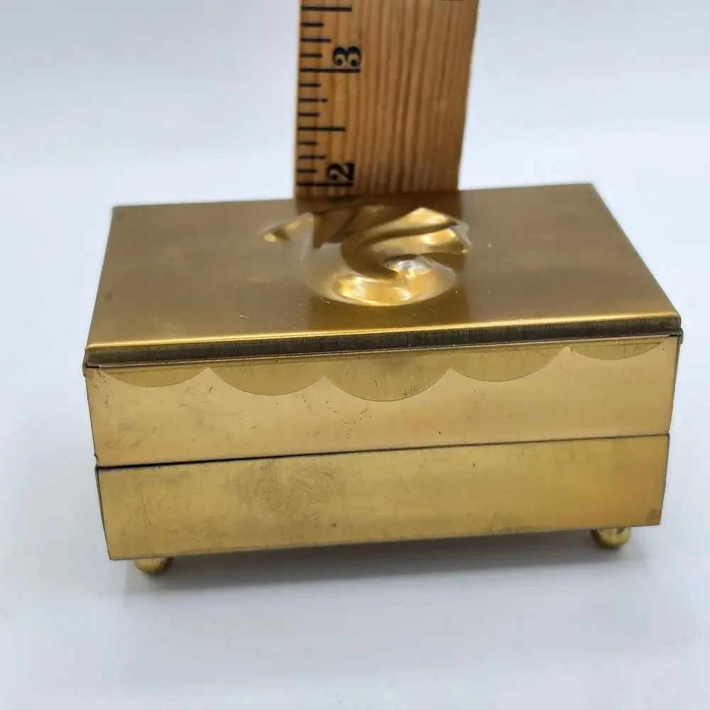 Unbranded vintage gold